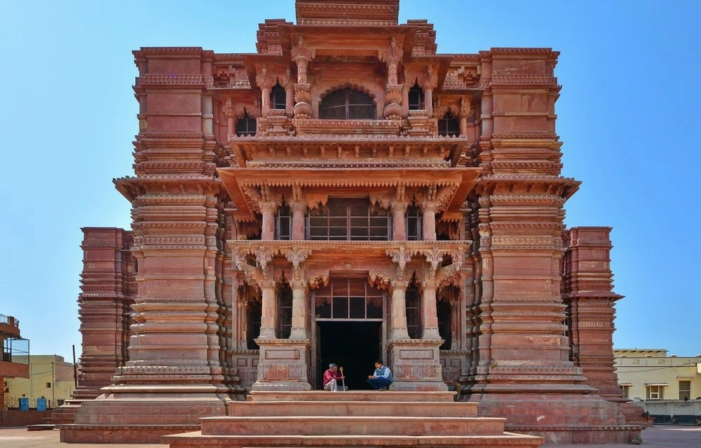 Govind Dev Ji Temple in Vrindavan Pictures